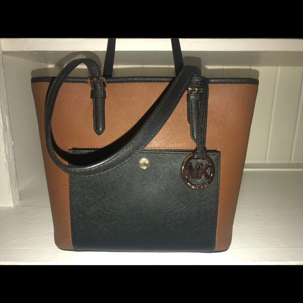 ‼️‼️SOLD‼️‼️‼️Médium Michael Kors Jet Set tote